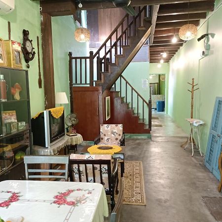 Lang Hoose George Town Exterior foto